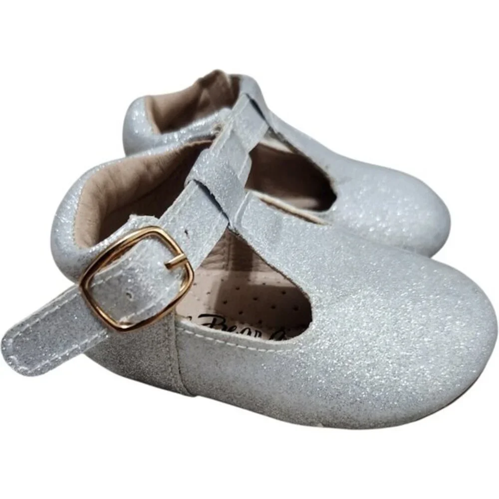 NEW A Bear Co‎ Toddler Size 3 Color Change Silver Smooth Glitter T-Straps Girls